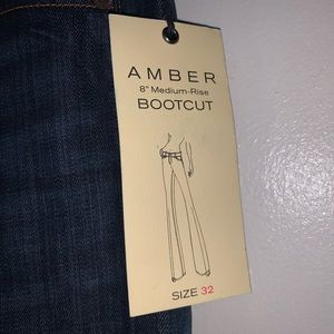 NWT Citizens of Humanity bootcut jeans size 32